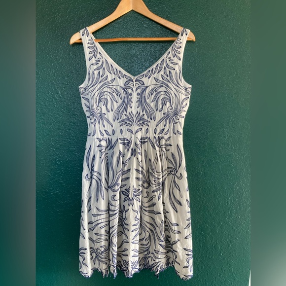 ANTONIO MELANI White and Blue Sundress GUC size 6 - Picture 4 of 11